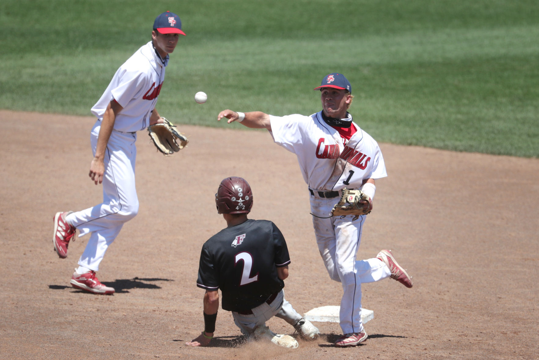 Prep baseball photo: Sun Prairie's Carson Shepard makes the pivot throw